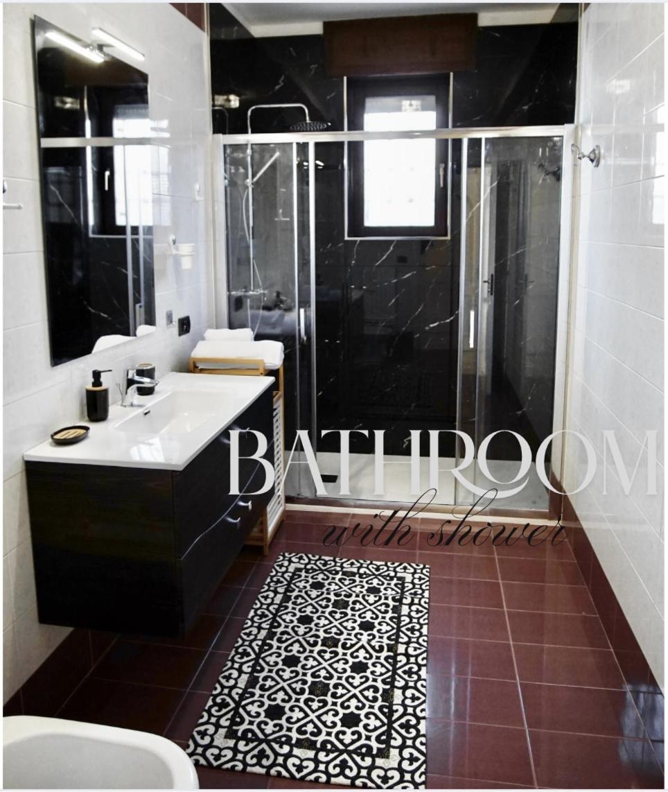 Lecce Holiday Rentals Apartment *